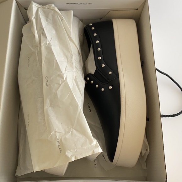 Black slip-ons with studs - Picture 7 of 9